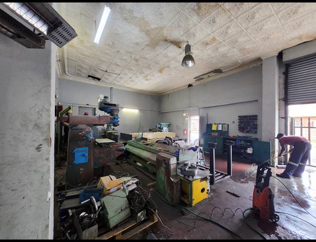714M² WORKSHOP FOR SALE IN DALVIEW
